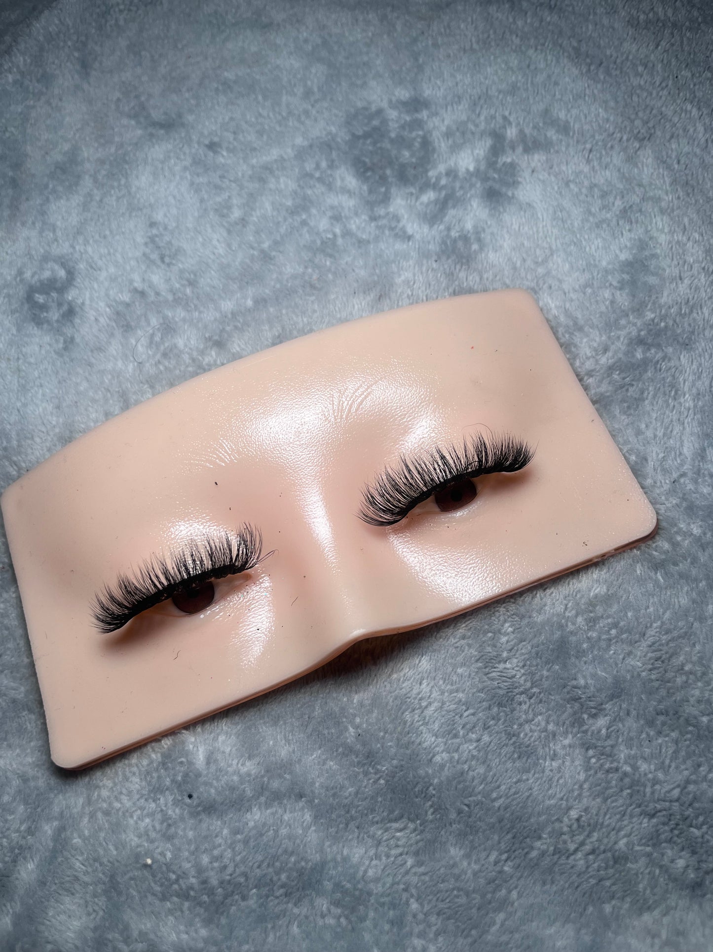 “Solar Eclipse” Mink Eyelashes