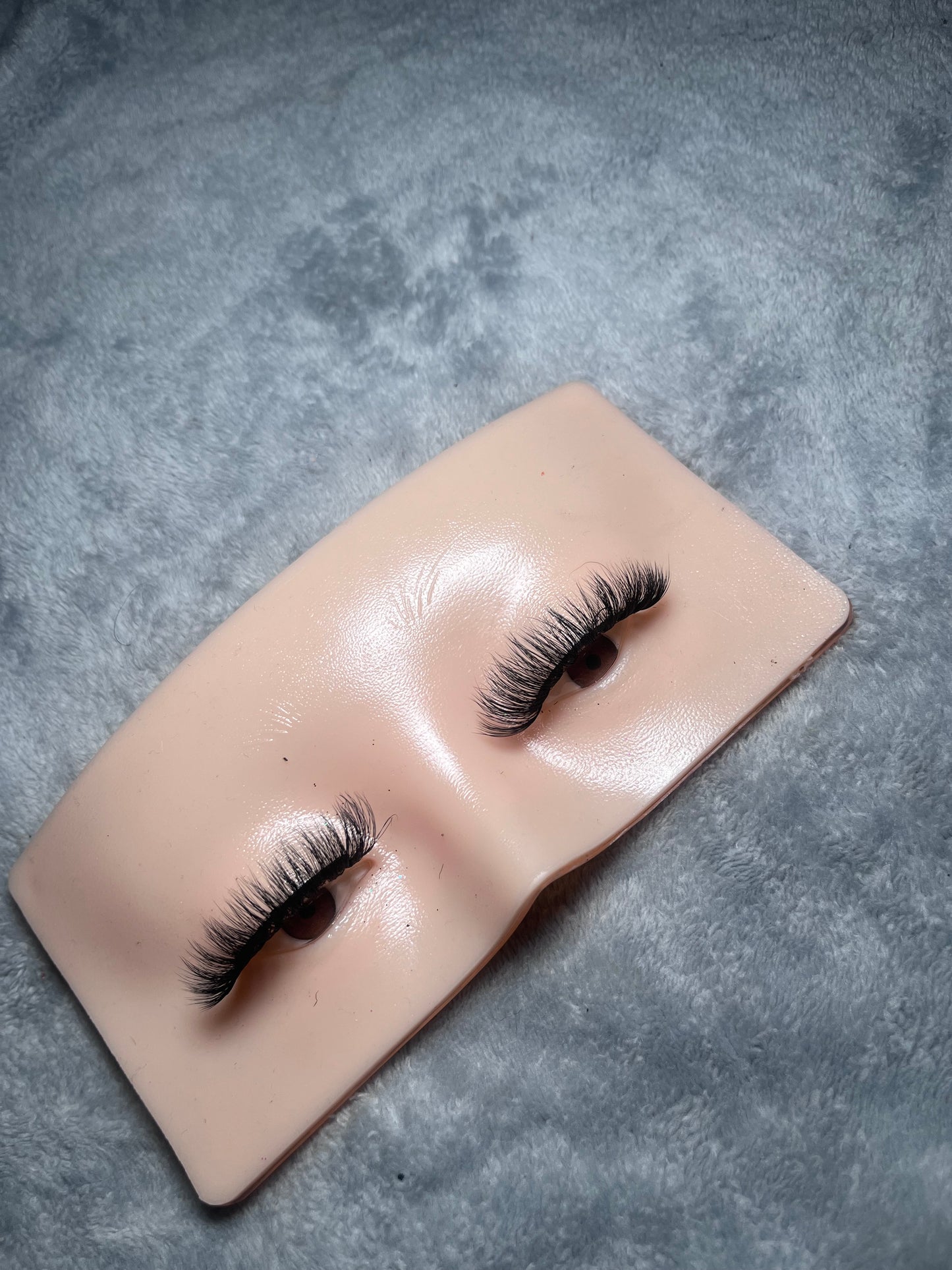 “Solar Eclipse” Mink Eyelashes